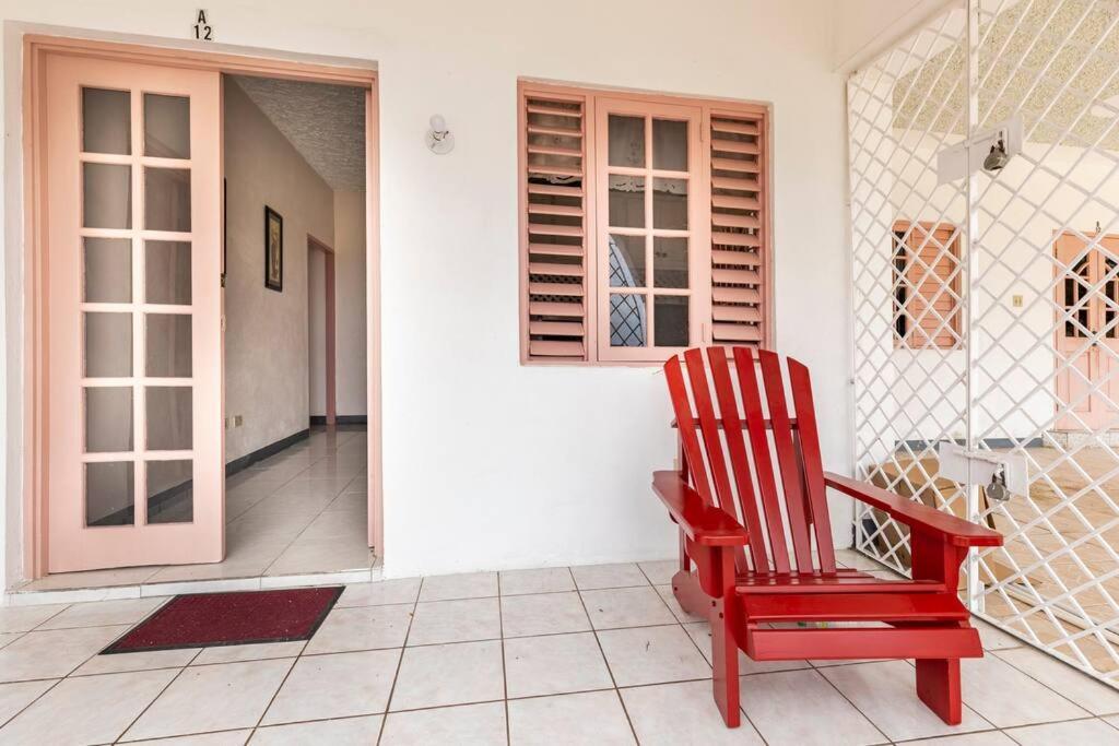 Shaw Park Gem Apt 12A Ocho Rios Ngoại thất bức ảnh